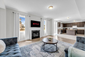 Luxury Mansion minutes to Niagara Falls and Buffalo